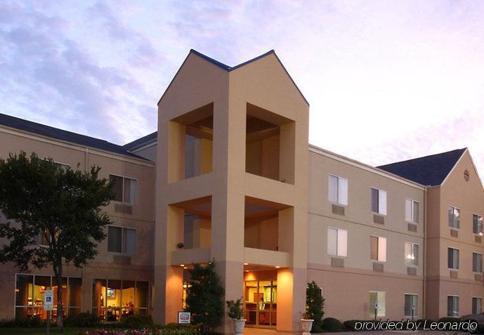 Fairfield Inn & Suites Dallas Medical/Market Center Exteriör bild